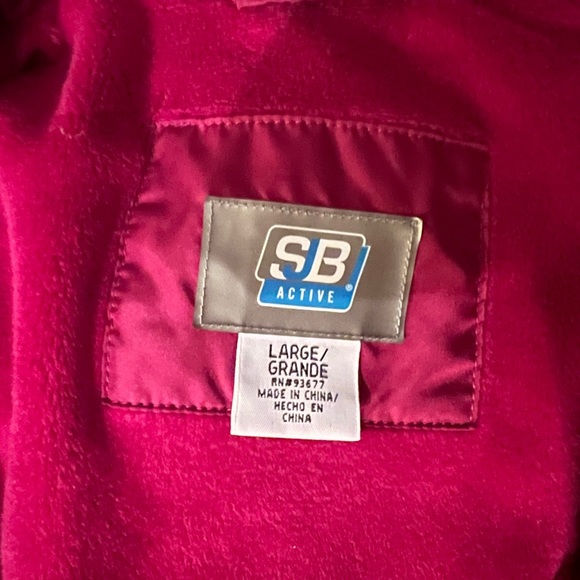 Dark pink puffer warm puffer vest - Picture 2 of 4